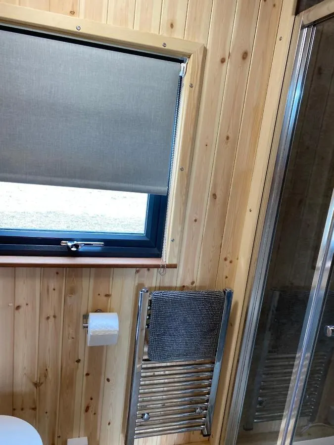 Mowbray Cottages&Glamping South Kilvington Camping